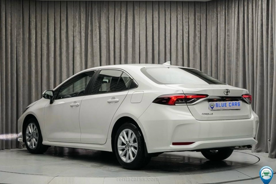 TOYOTA COROLLA