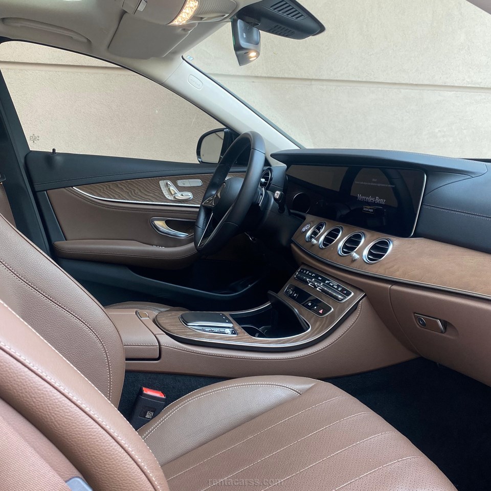 MERCEDES E200