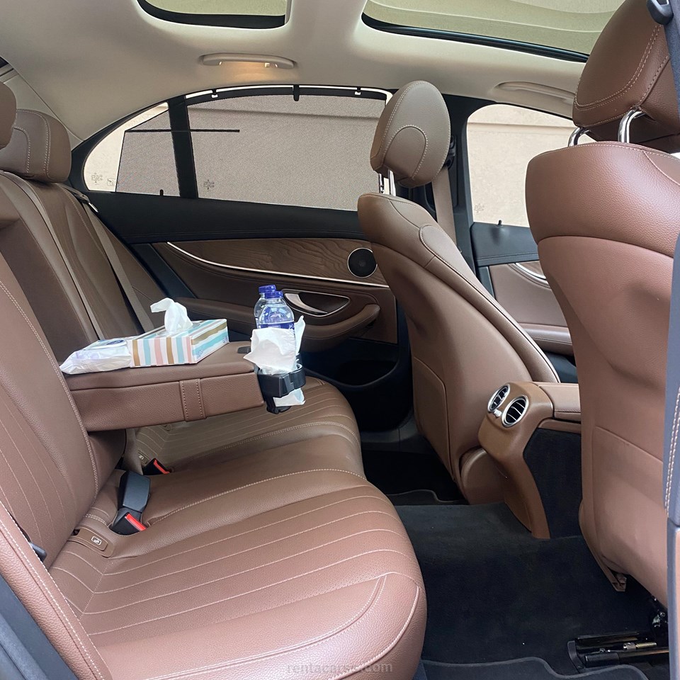 MERCEDES E200