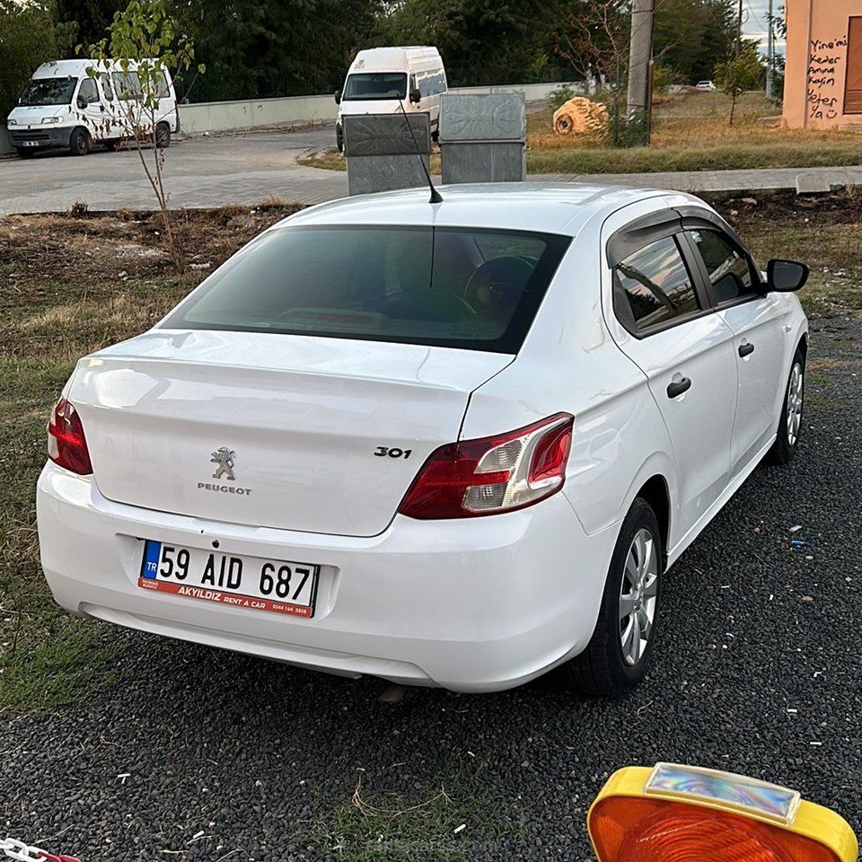 PEUGEOT 301