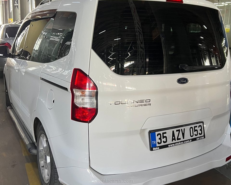 FORD TOURNEO COURIER