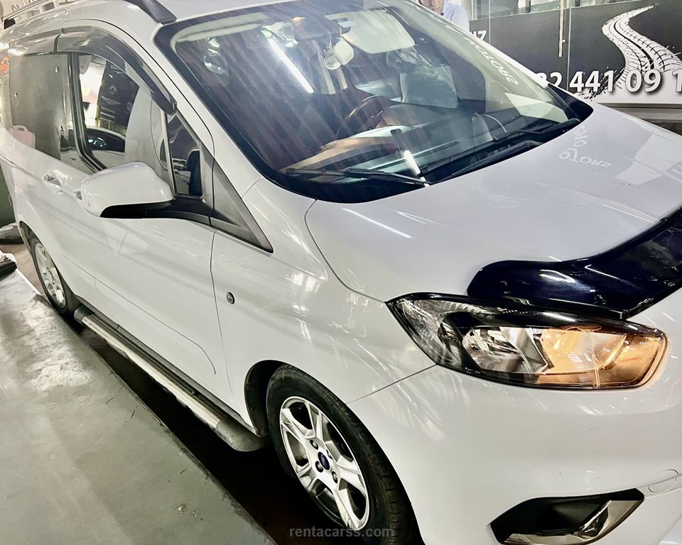 FORD TOURNEO COURIER