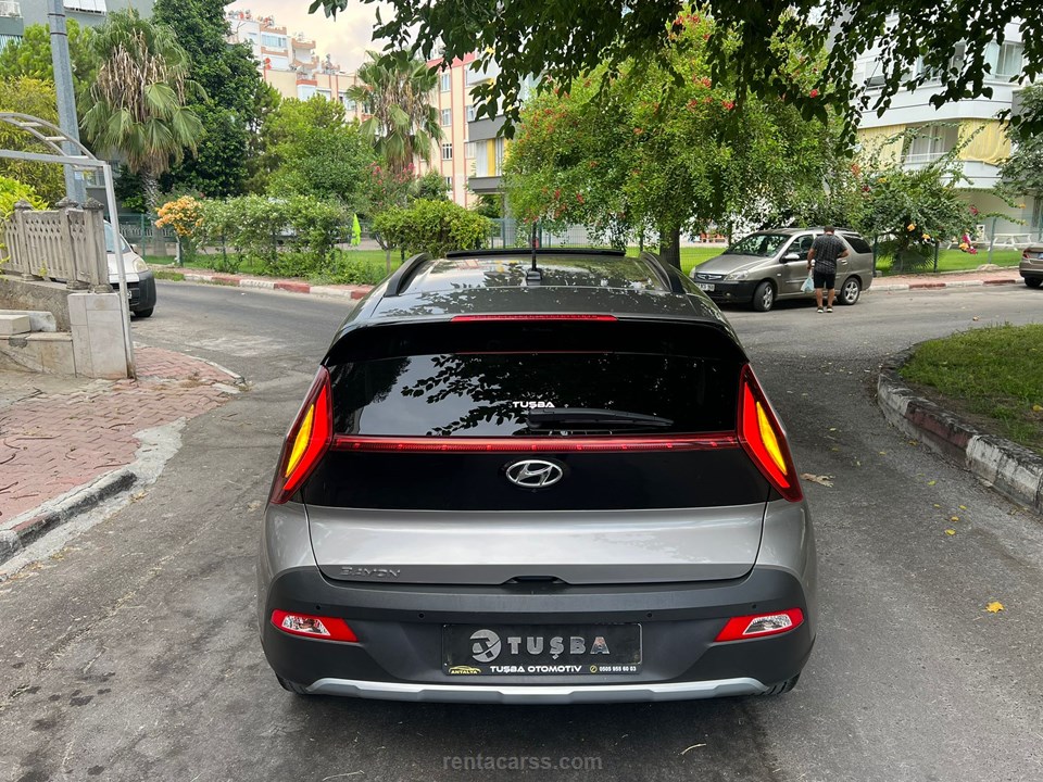 HYUNDAI Bayon