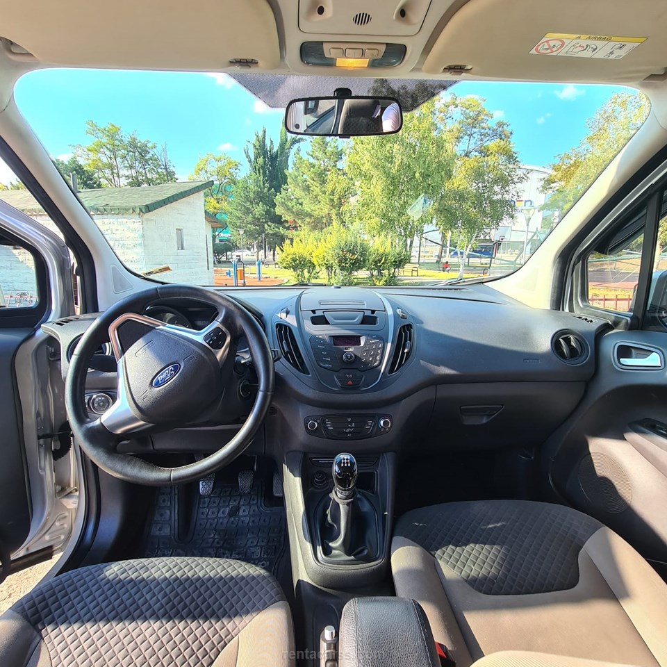FORD TOURNEO COURIER