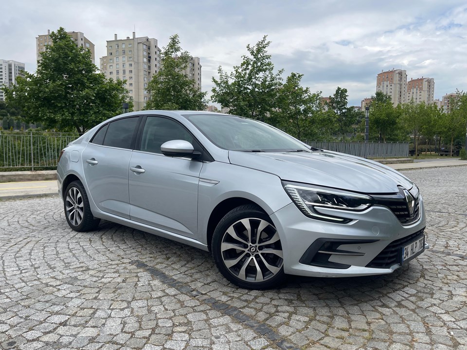 RENAULT MEGANE