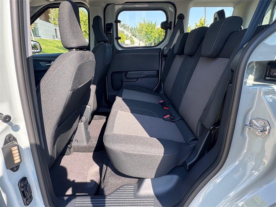 FORD TOURNEO COURIER