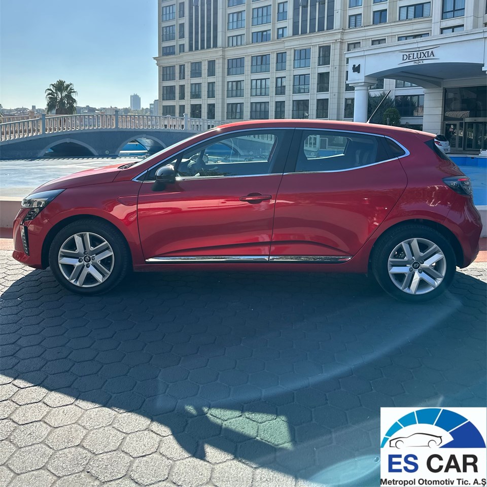 RENAULT CLIO