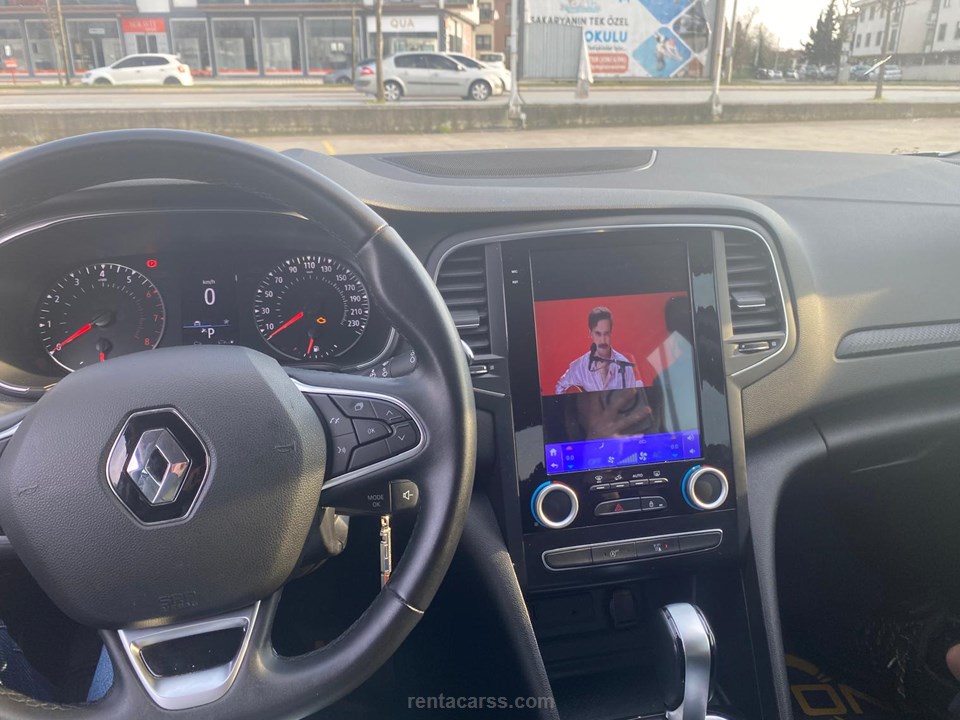 RENAULT MEGANE