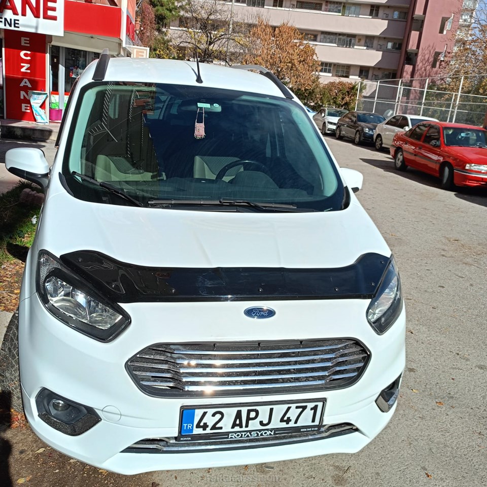 KAĞAN TURİZM Kiralık FORD TOURNEO COURIER