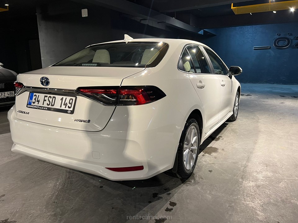 TOYOTA COROLLA