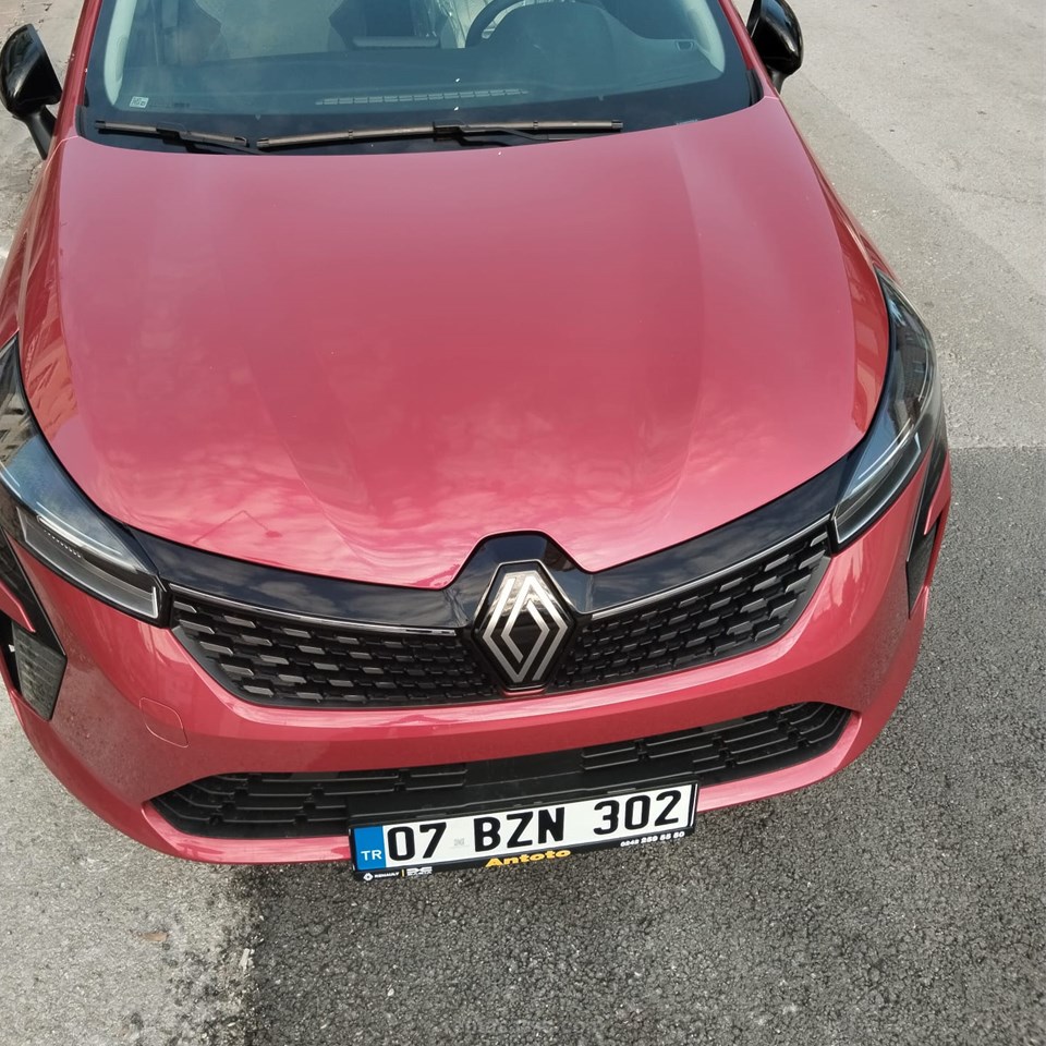 AD RENT ACAR EMLAK Kiralık RENAULT Clio5
