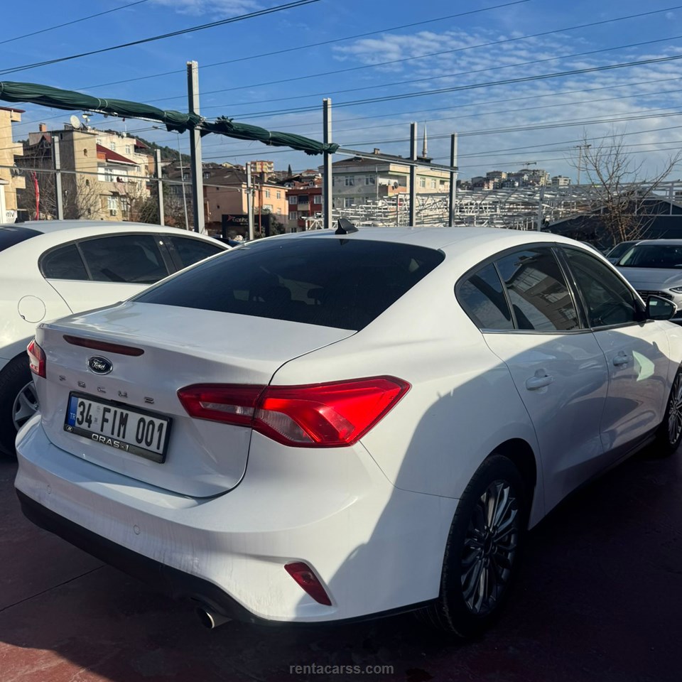 FORD FOCUS