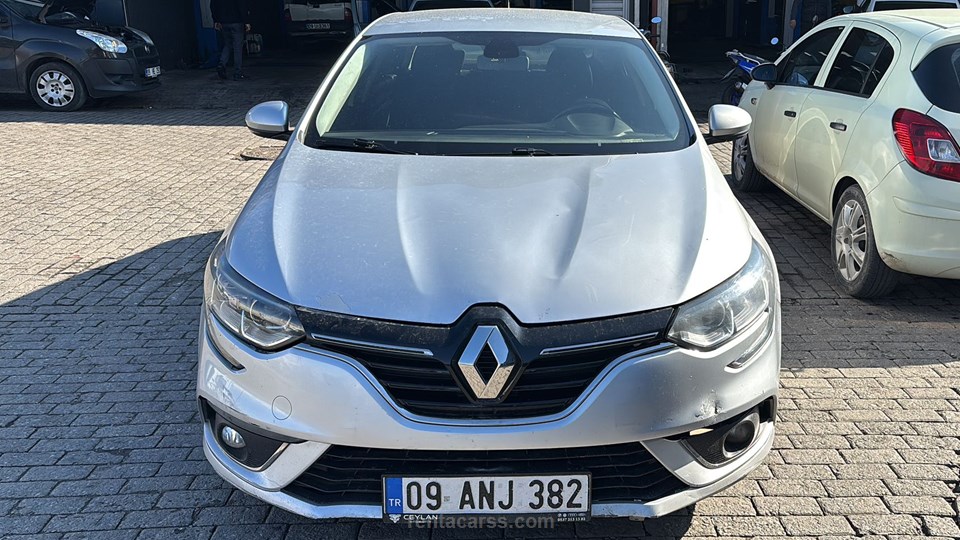 RENAULT MEGANE