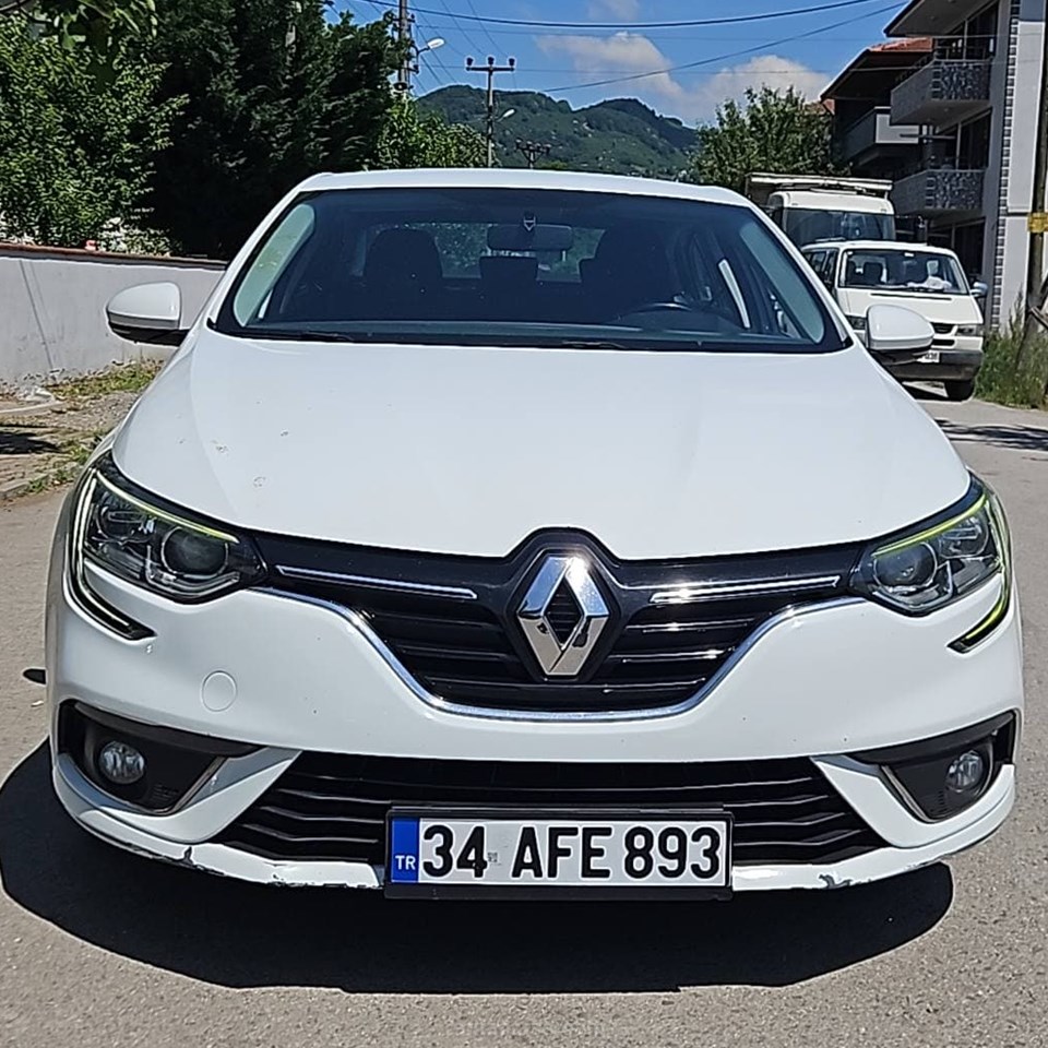 EFTENİ LİFE OTO KİRALAMA Kiralık RENAULT MEGANE