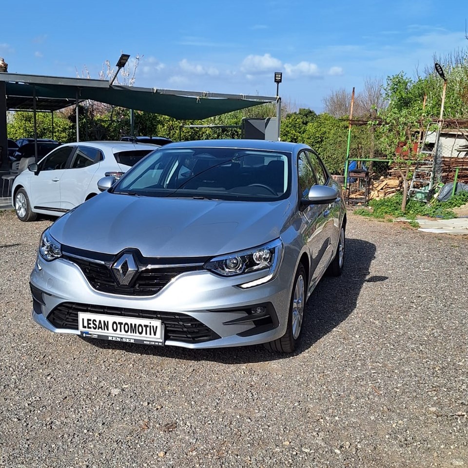 RENAULT MEGANE