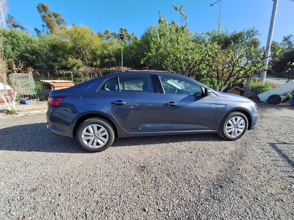 RENAULT MEGANE