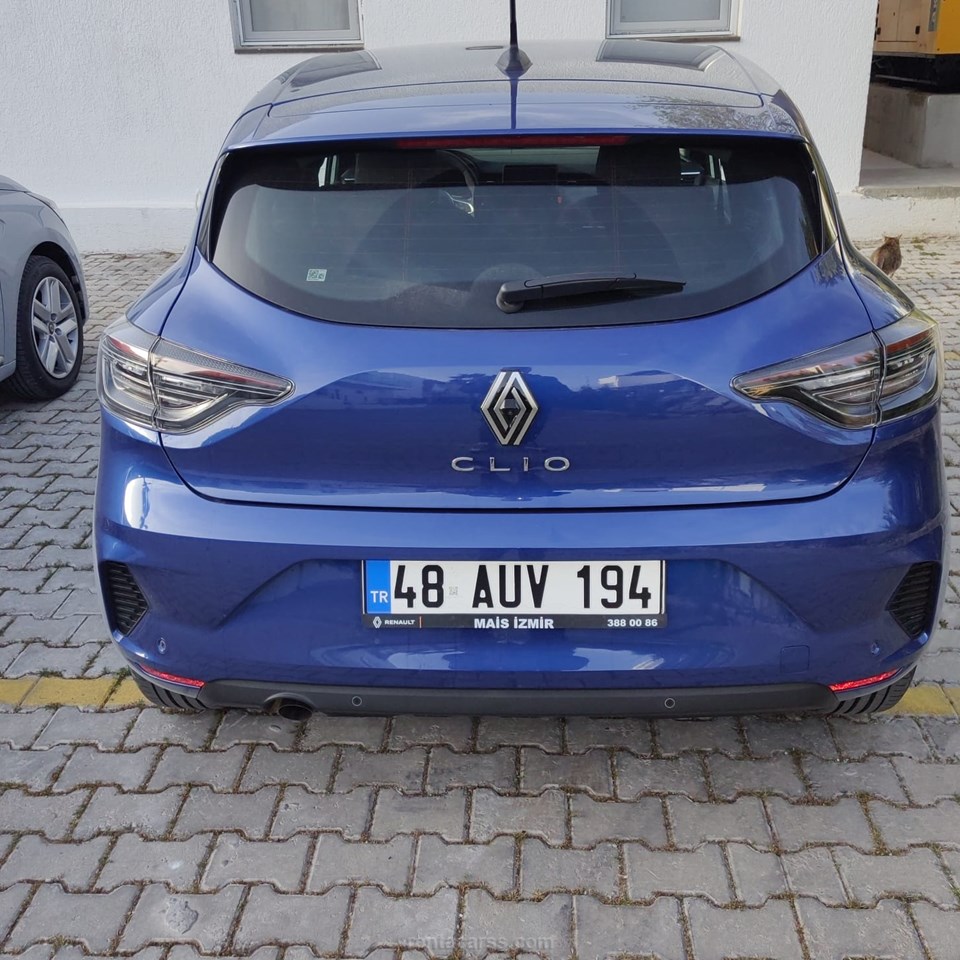 RENAULT Clio5