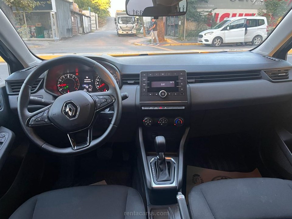 RENAULT CLIO