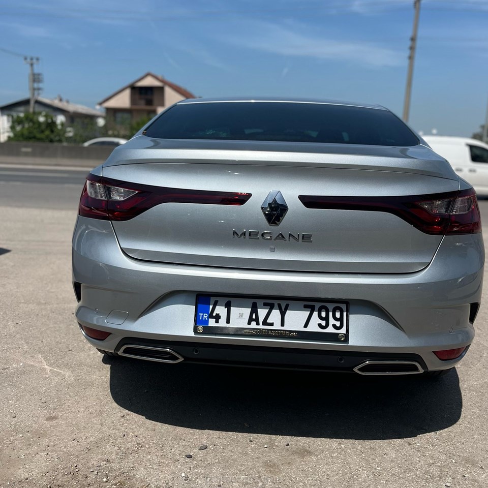 RENAULT MEGANE
