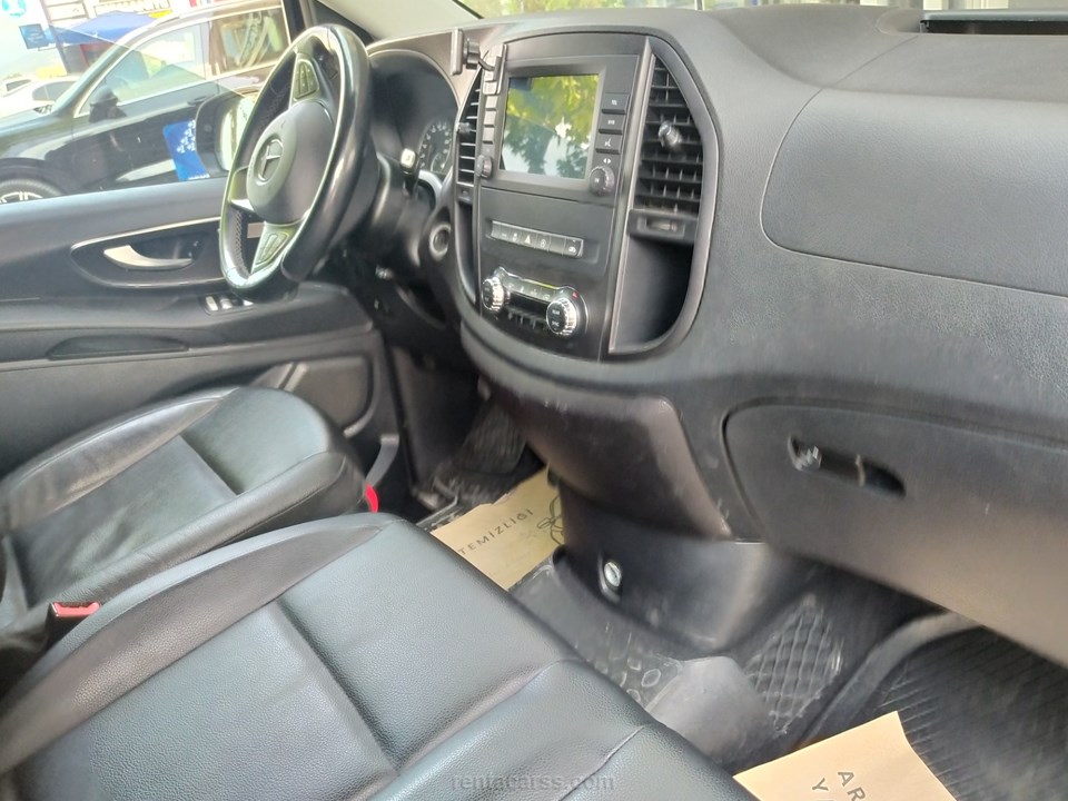 MERCEDES VITO