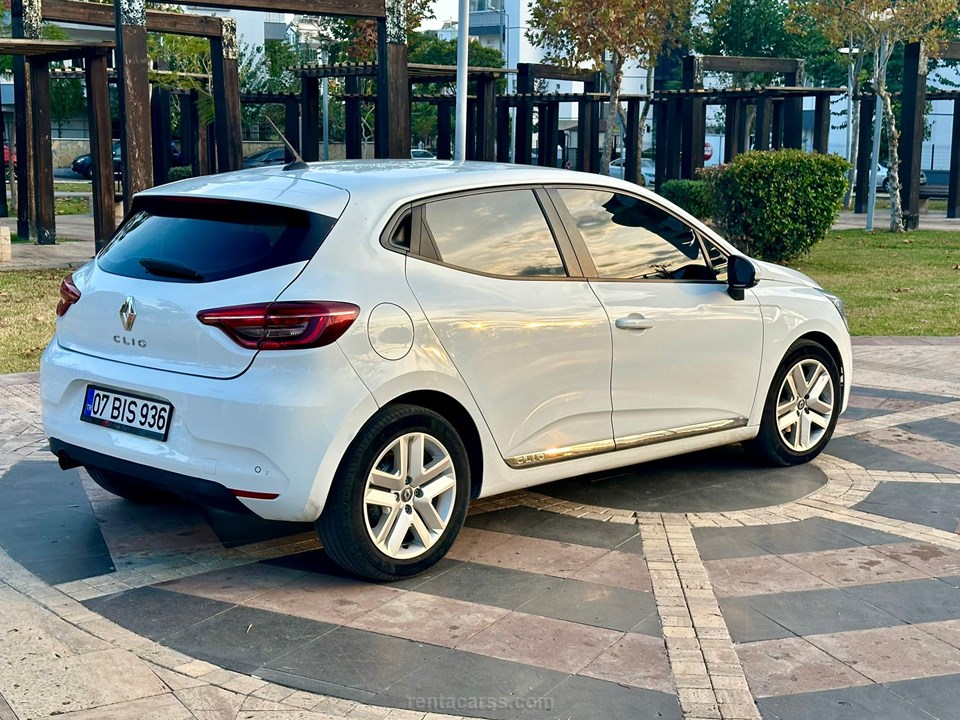 RENAULT CLIO