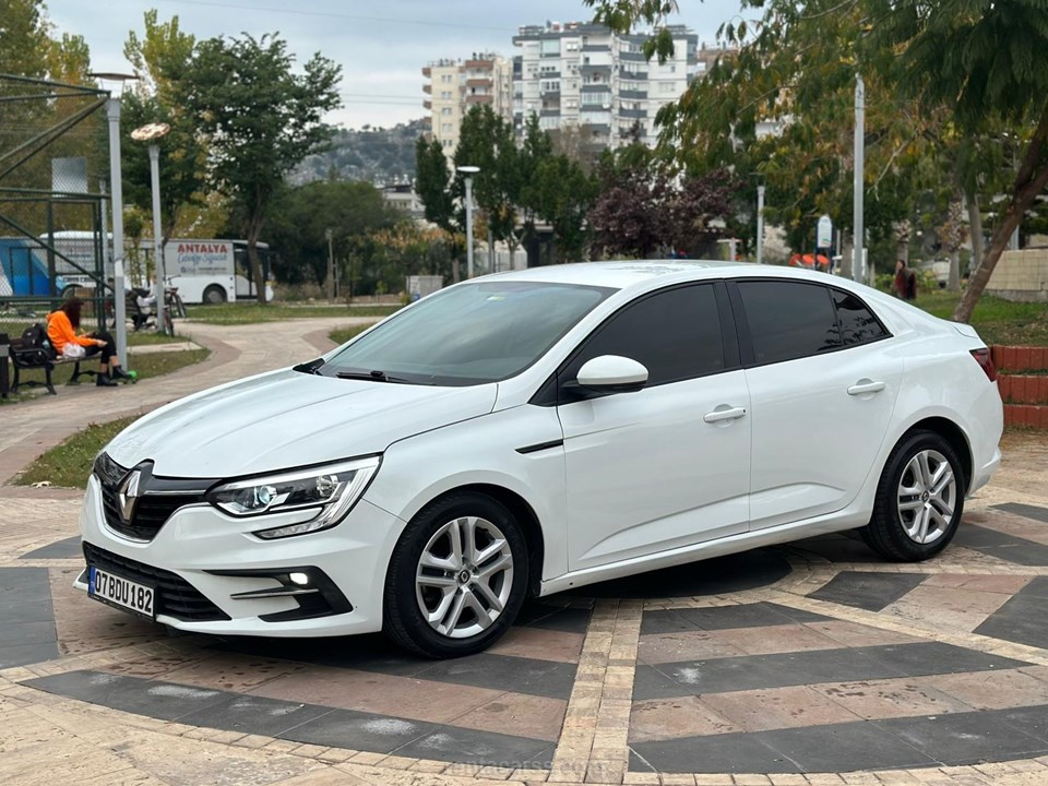 RENCARSTAL Kiralık RENAULT MEGANE