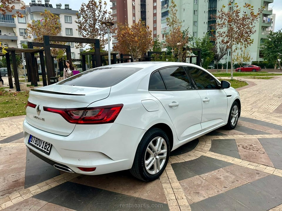 RENAULT MEGANE