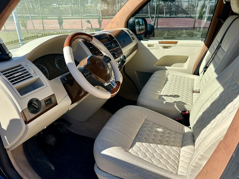 VOLKSWAGEN TRANSPORTER