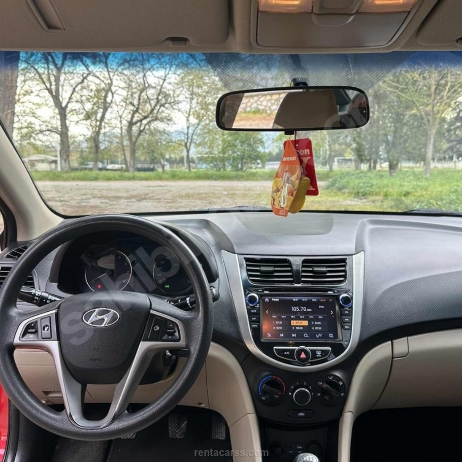 HYUNDAI ACCENT BLUE