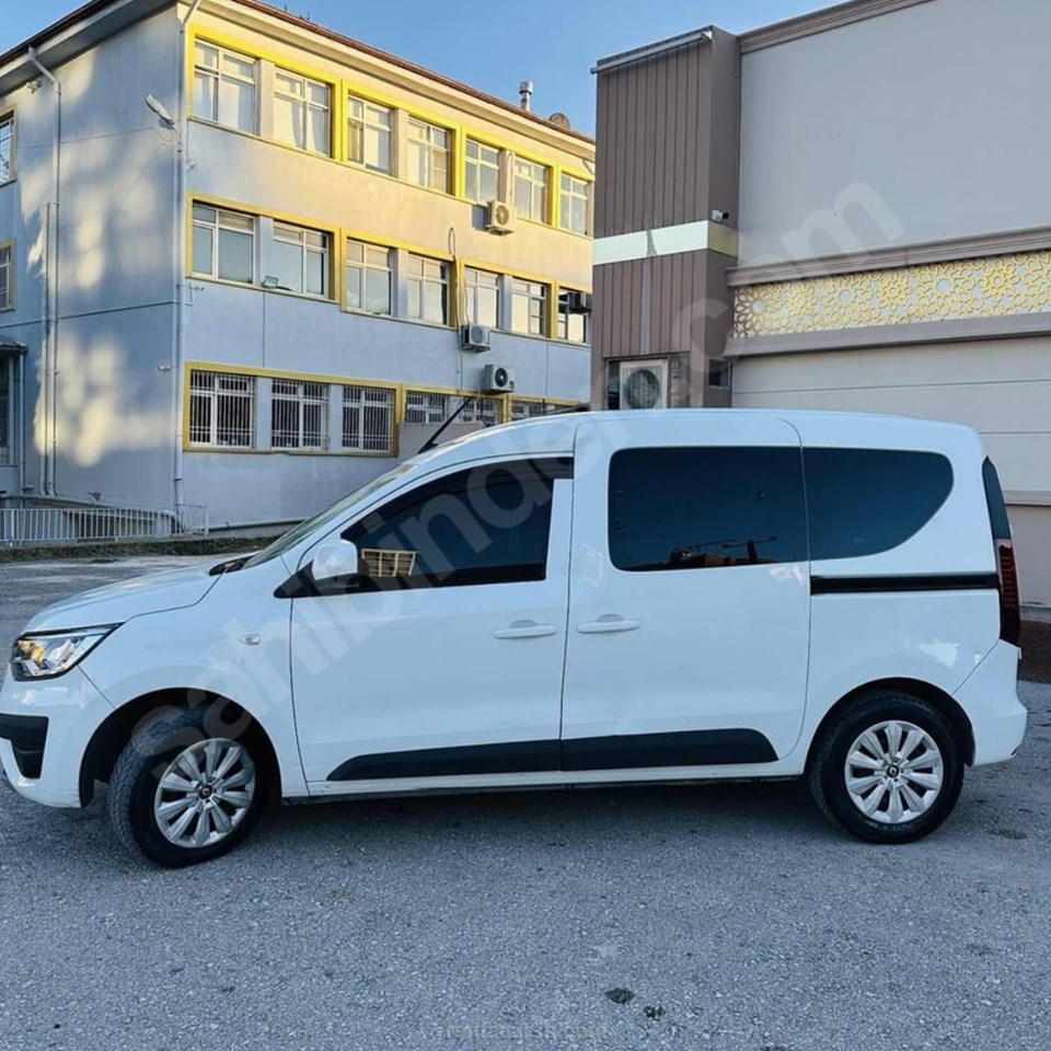 RENAULT EXPRESS