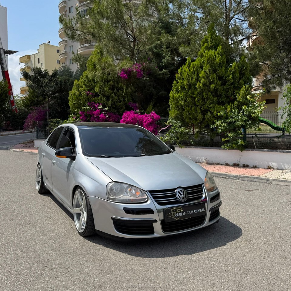 PARLA CAR Kiralık VOLKSWAGEN JETTA