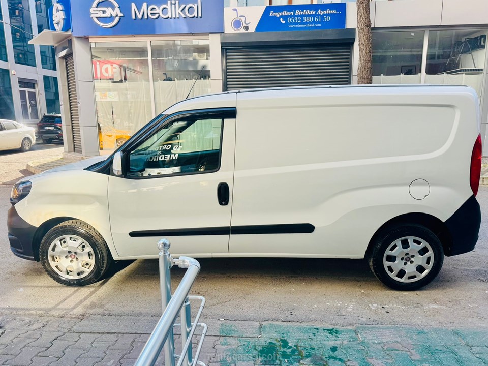 GARAGE 54 Kiralık FIAT DOBLO CARGO COMBI 1.3