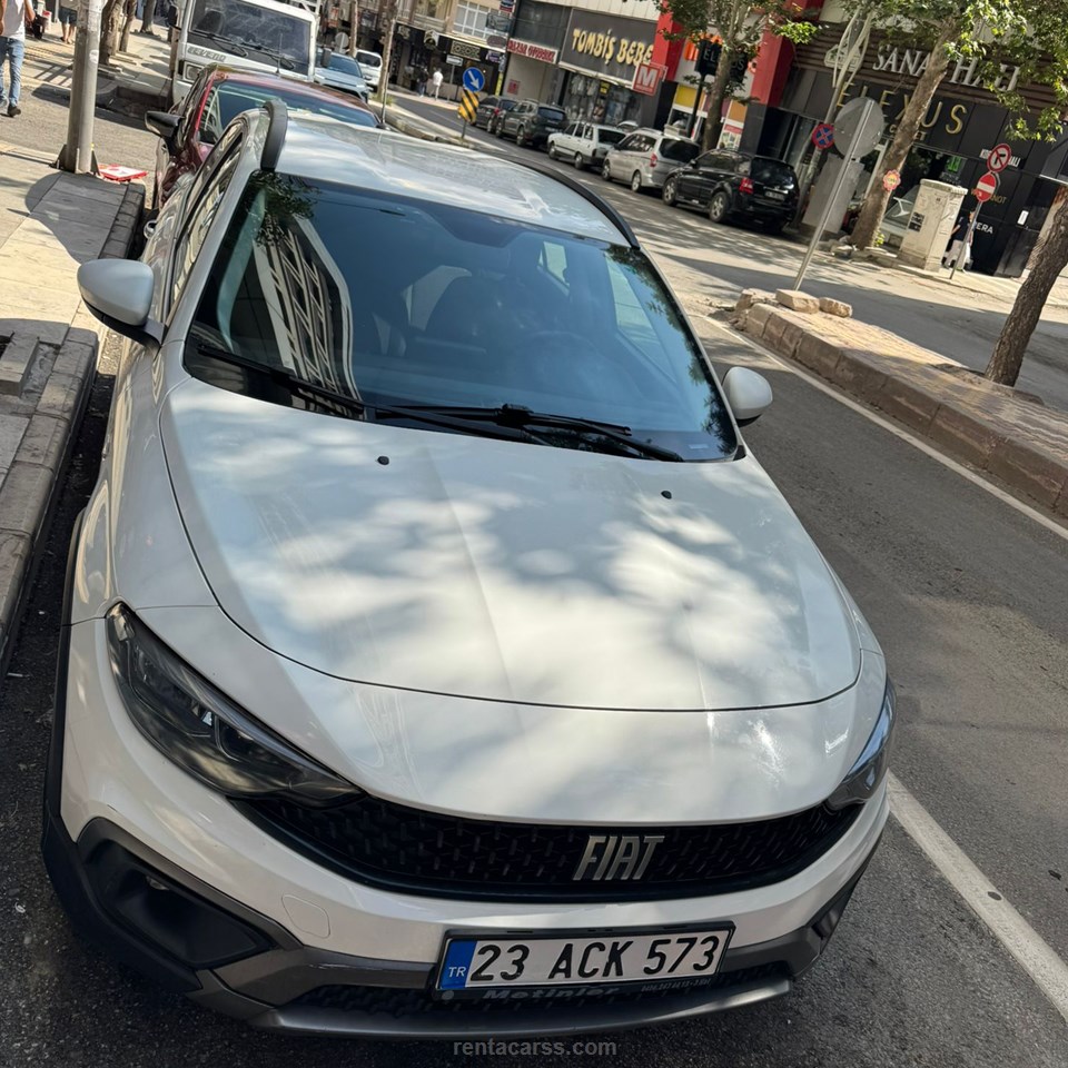 PUSULA OTO KİRALAMA Kiralık FIAT Egea Cross