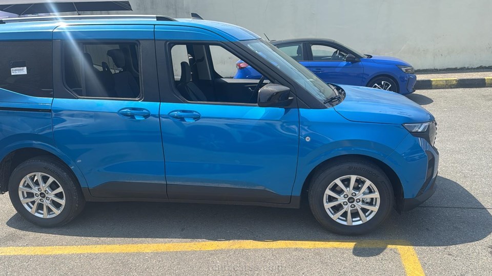 PAPİLLON RENT A CAR Kiralık FORD TOURNEO COURIER