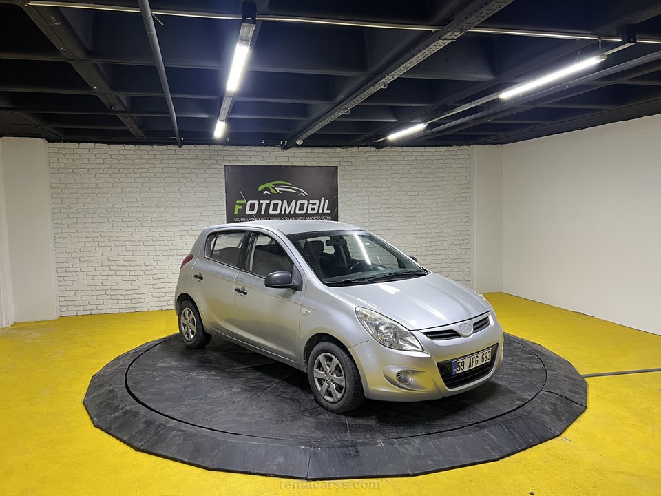 WORLD ARAÇ KİRALAMA Kiralık HYUNDAI I20