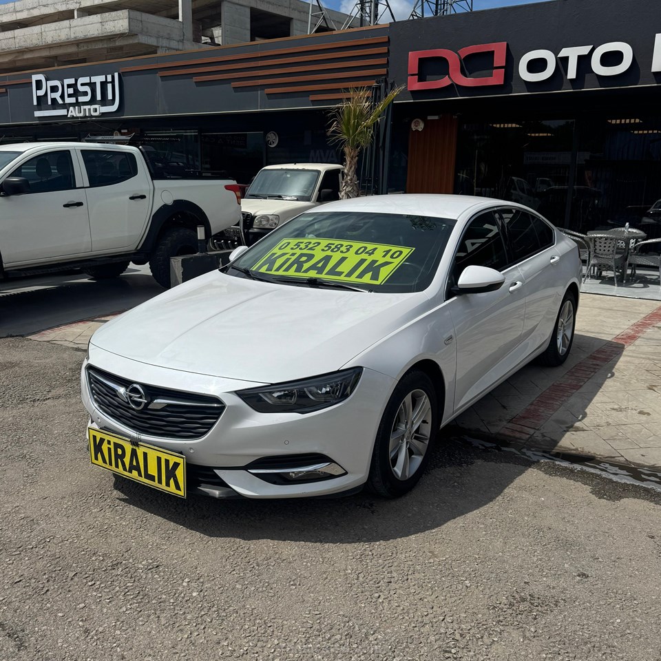 OPEL INSIGNIA