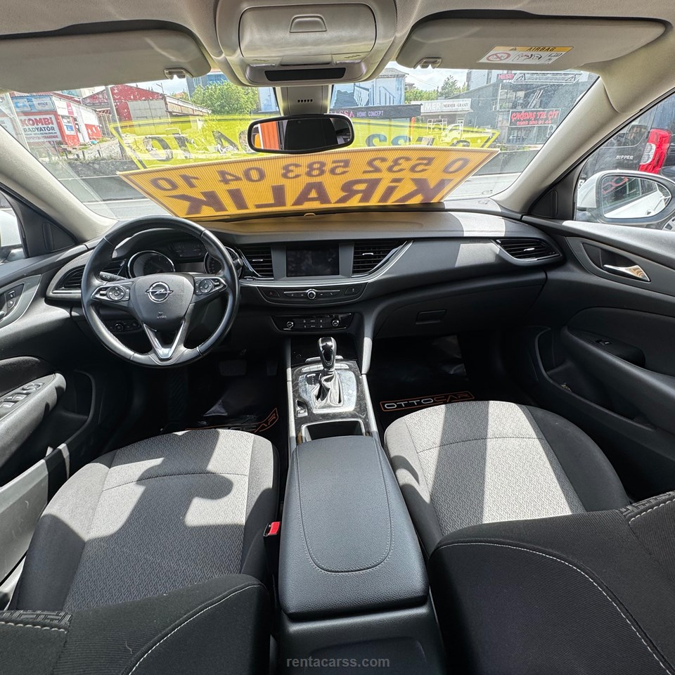 OPEL INSIGNIA