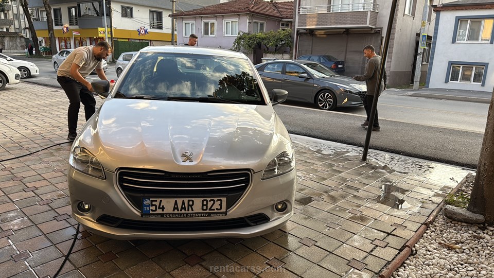 PEUGEOT 301