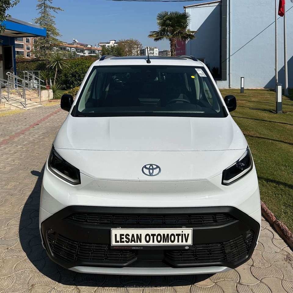 LESAN OTOMOTİV Kiralık TOYOTA Proace City