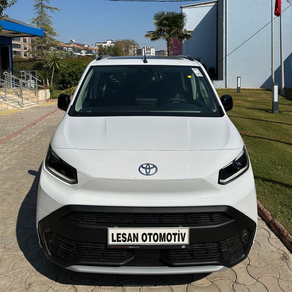 LESAN OTOMOTİV Kiralık TOYOTA Proace City