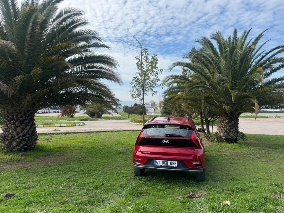 HYUNDAI Bayon