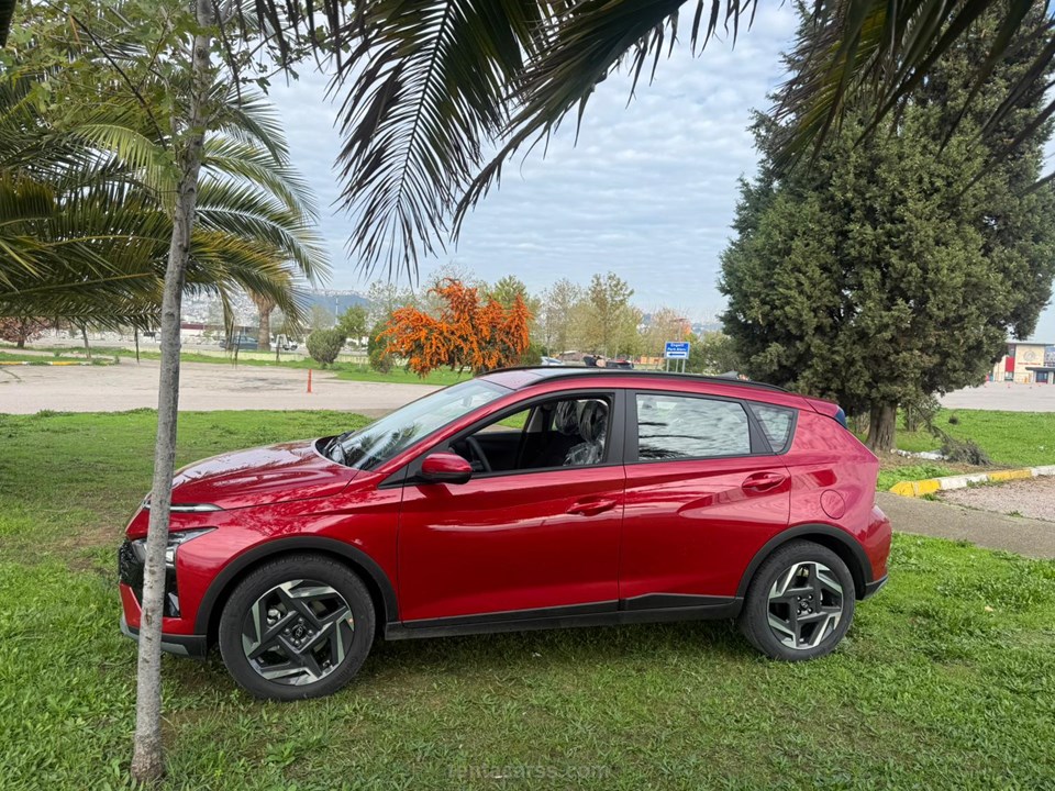 HYUNDAI Bayon