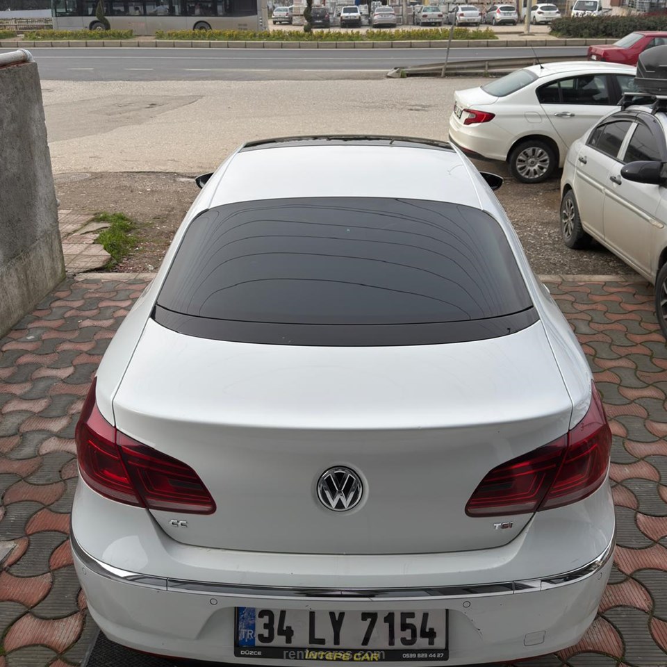 VOLKSWAGEN PASSAT CC