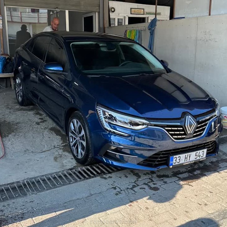 SHARJAH OTOMOTİV TURİZM VE İTH.LTD. ŞTİ. Kiralık RENAULT MEGANE