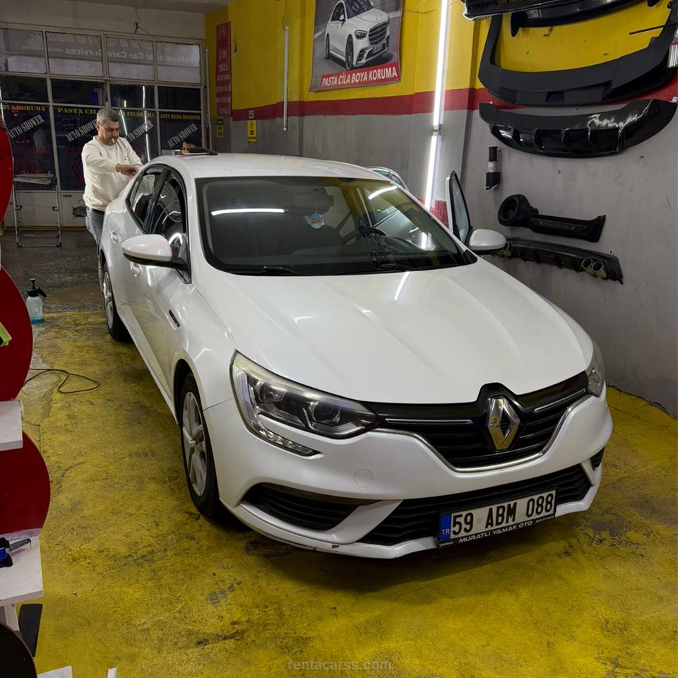 AKYILDIZ RENT A CAR Kiralık RENAULT MEGANE