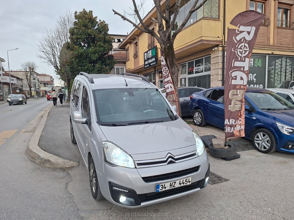 FIAT LINEA