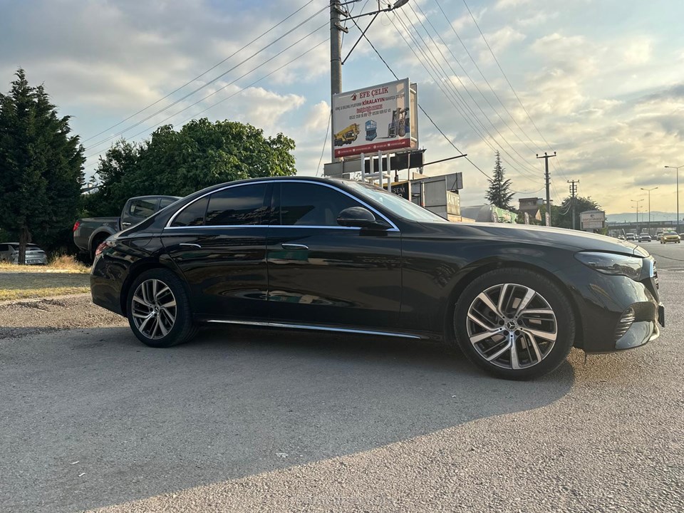 MERCEDES E180