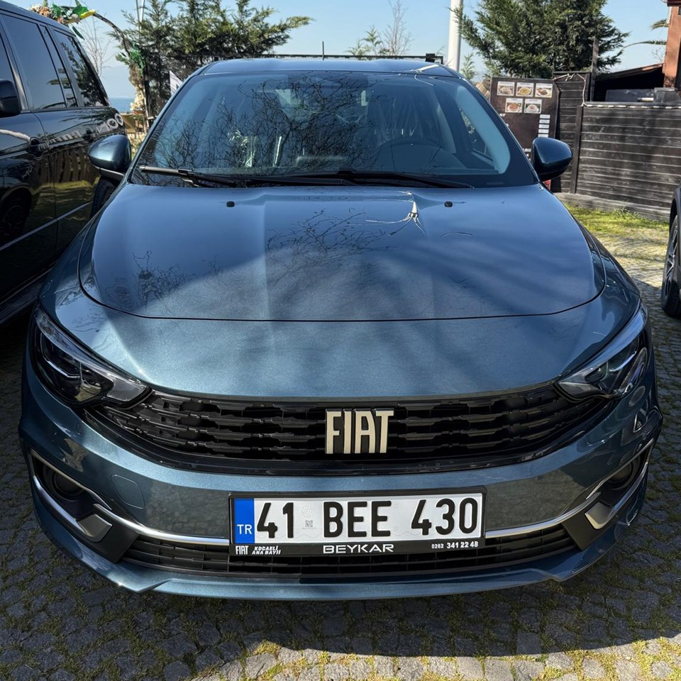 EMİNOĞULLARI RENT A CAR Kiralık FIAT EGEA