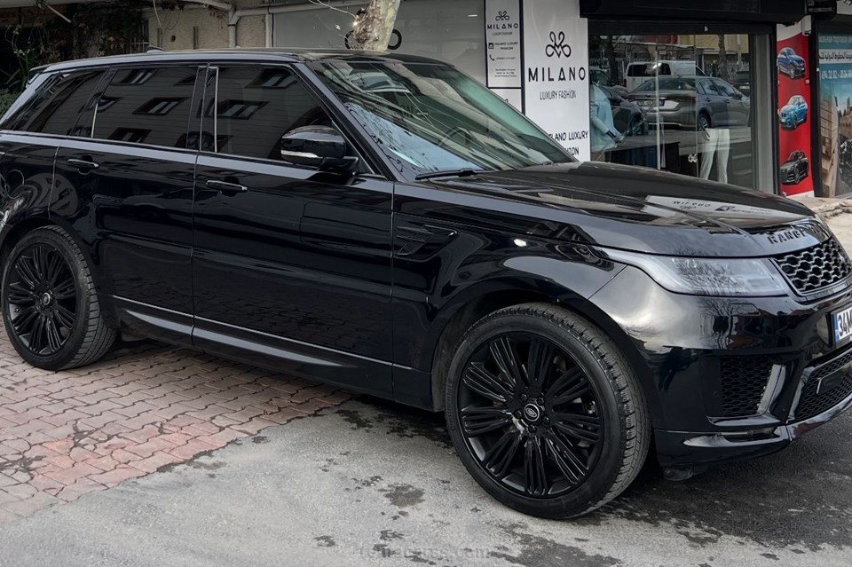 MİLANO Kiralık RANGE ROVER SPORT