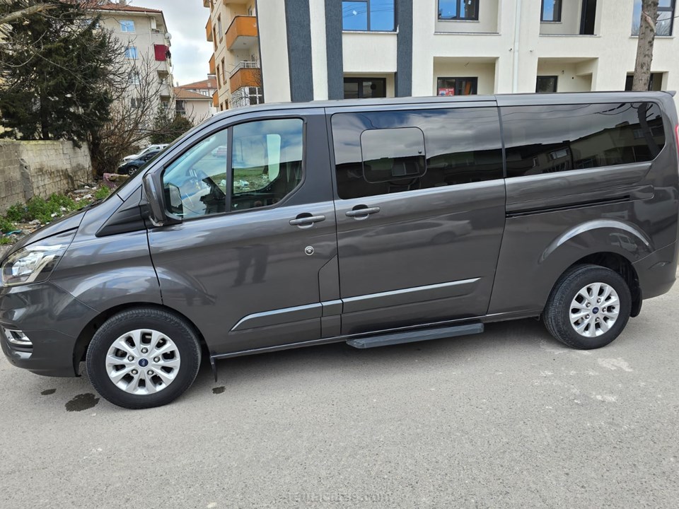 TÜRK GAYRİMENKUL RENT A CAR Kiralık FORD CUSTOM